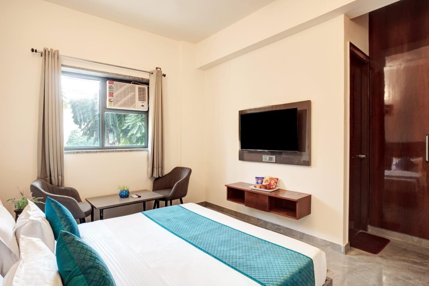 Hotel Elite Grand Near Kailash Hospital ノイダ エクステリア 写真