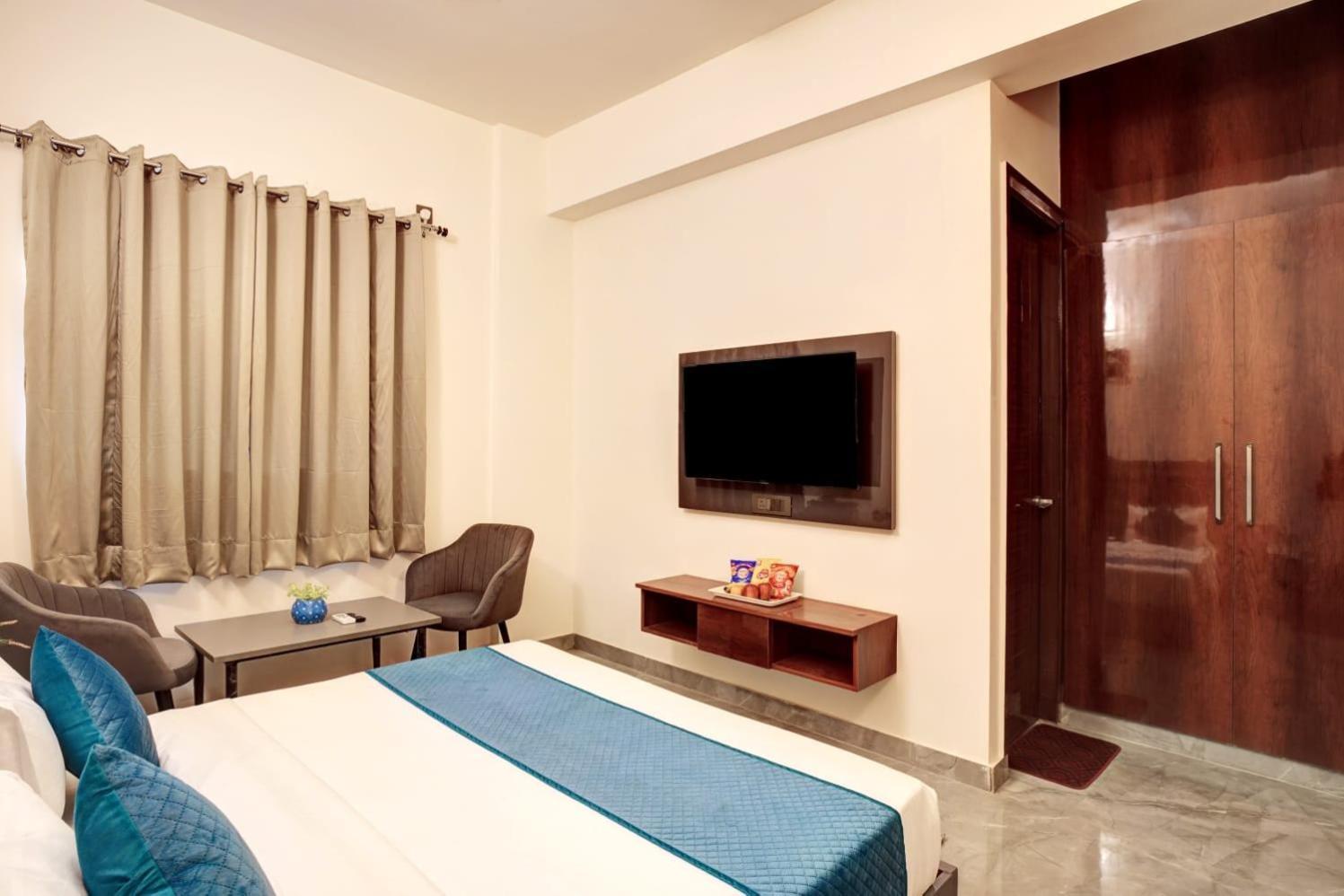 Hotel Elite Grand Near Kailash Hospital ノイダ エクステリア 写真