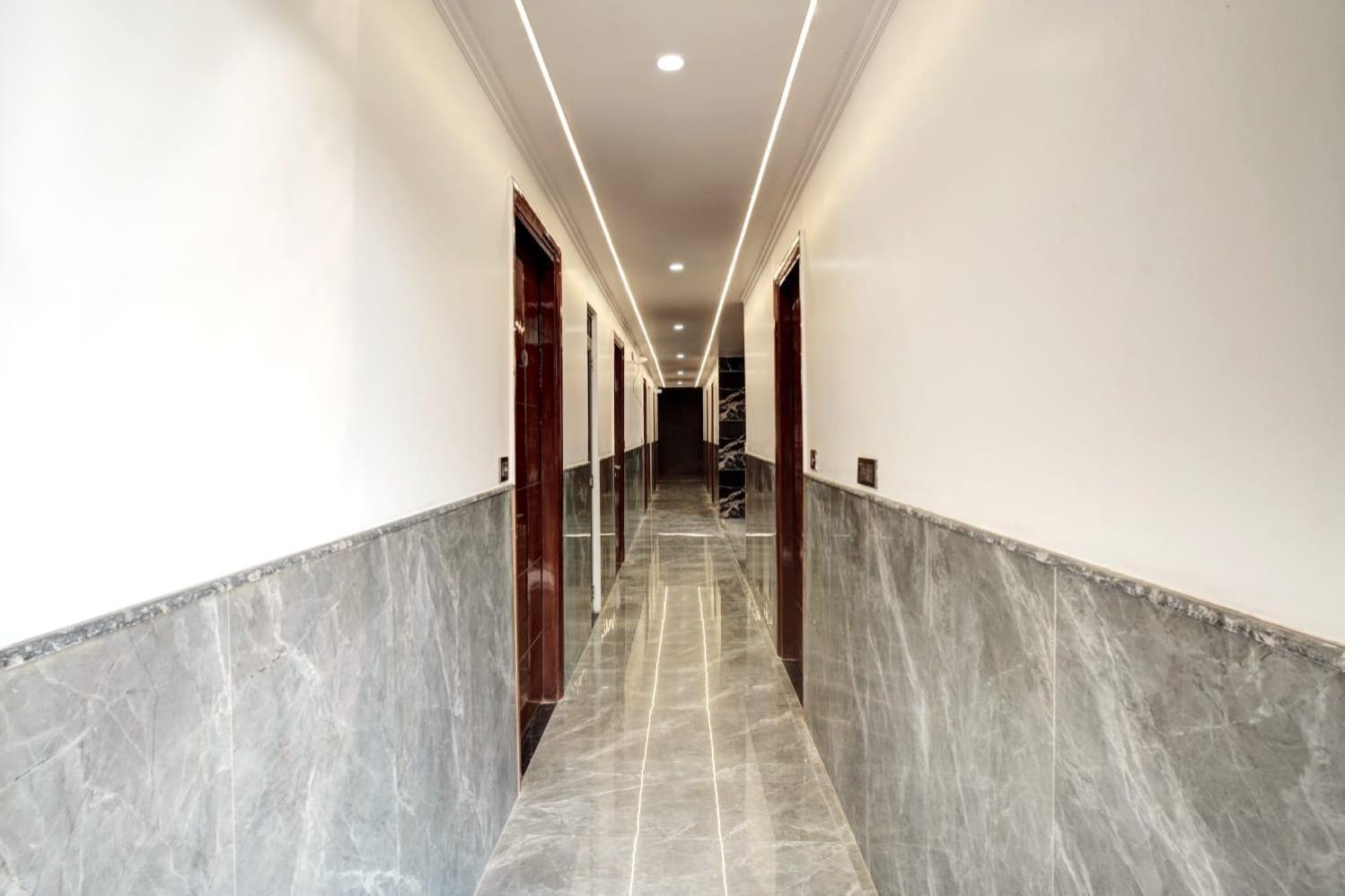 Hotel Elite Grand Near Kailash Hospital ノイダ エクステリア 写真