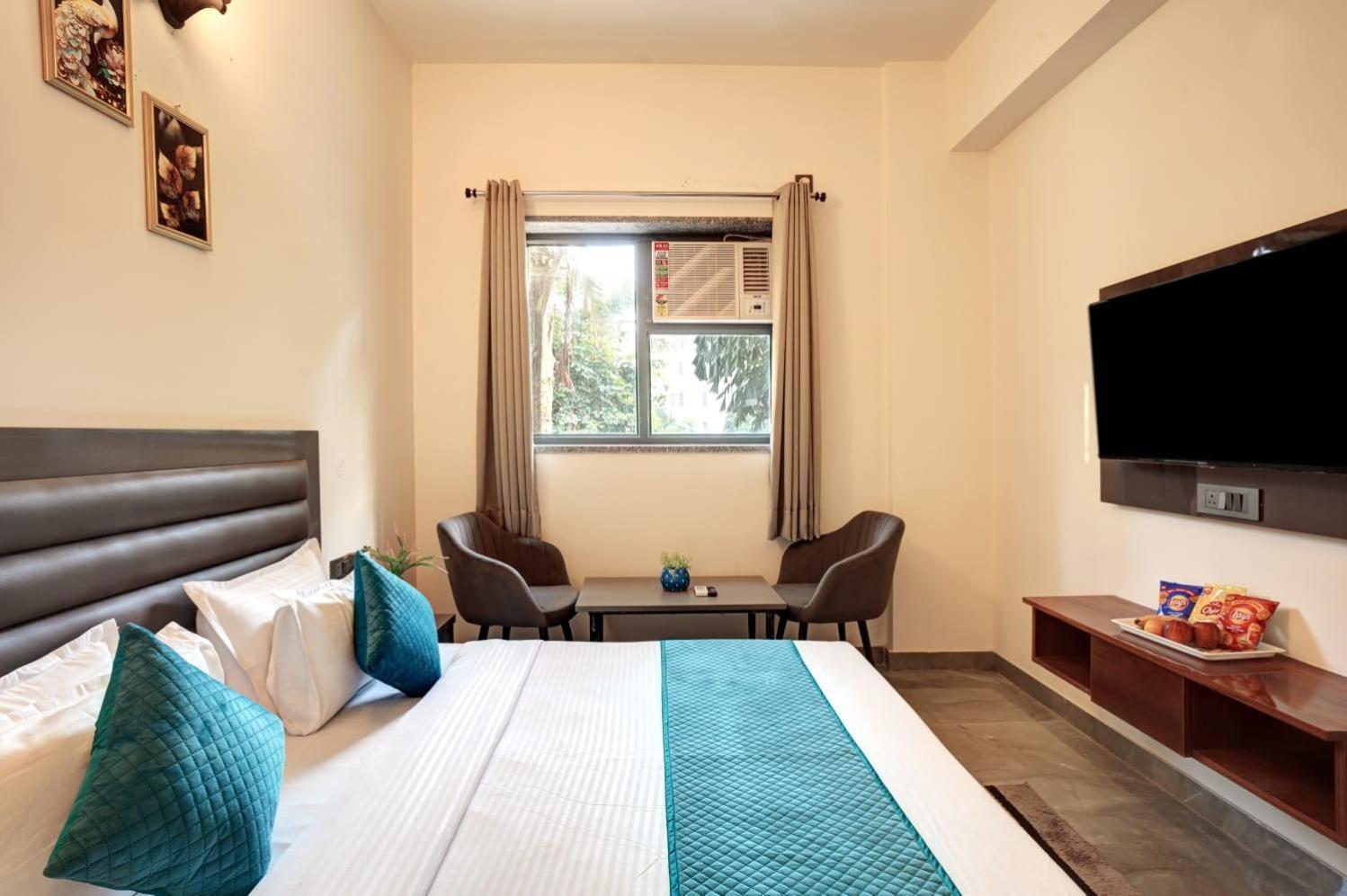 Hotel Elite Grand Near Kailash Hospital ノイダ エクステリア 写真